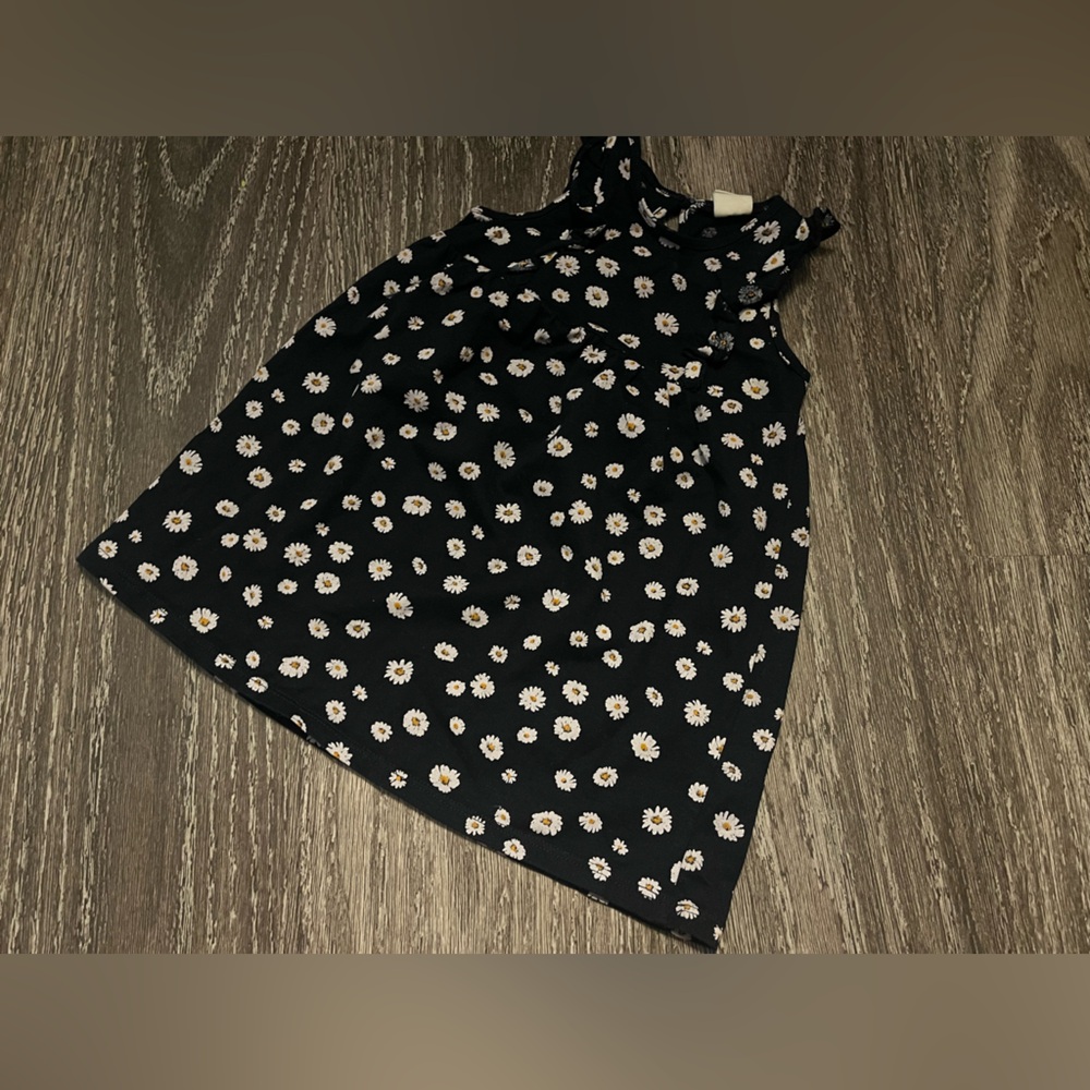 🌷Bundle (6+) of 9-12 months (Gap ,H&M, etc)